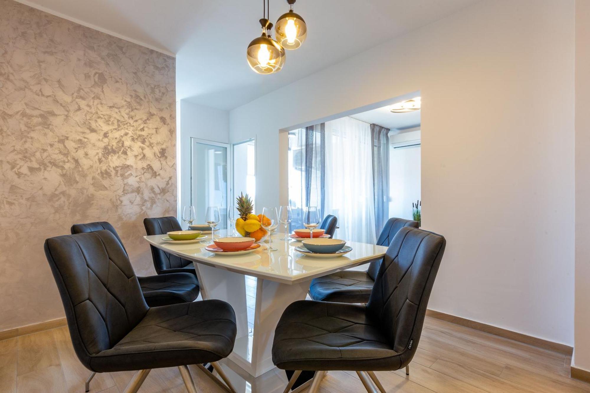 Apolon 2Bdr Apartment With Balcony Zadar Exterior photo